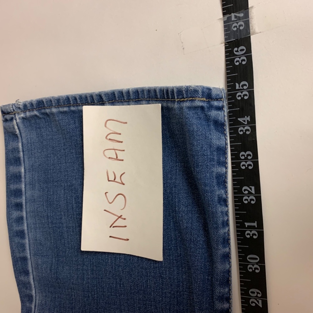 Levi’s 315 Shaping Women’s Bootcut 33x35 Distressed Faded Causal cowgirl western - Picture 7 of 10